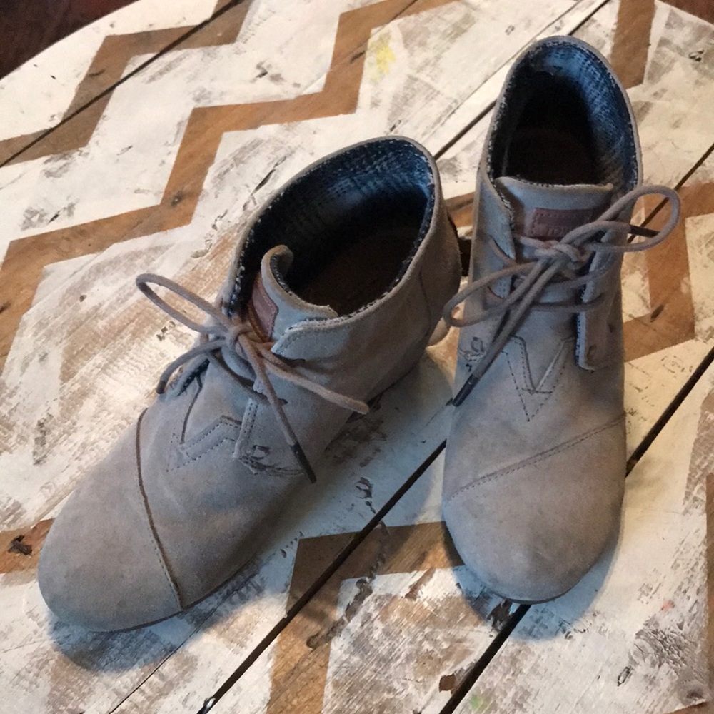 TOMS Wedge Heel boot